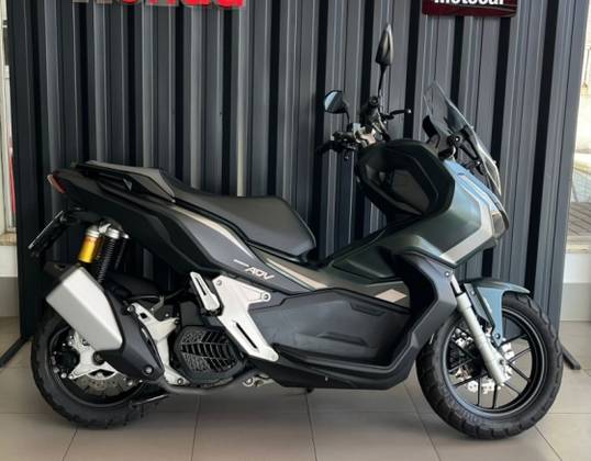 HONDA ADV 